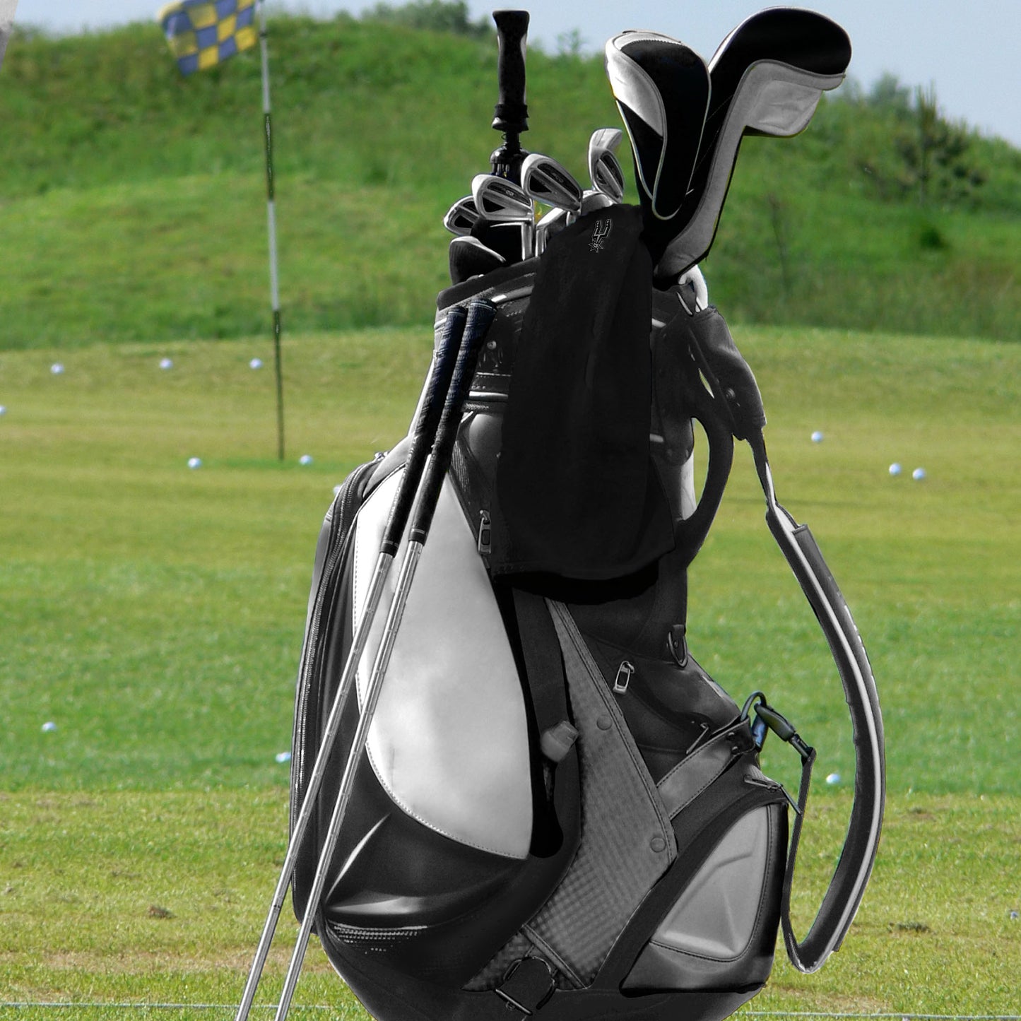 San Antonio Spurs golf bag towel