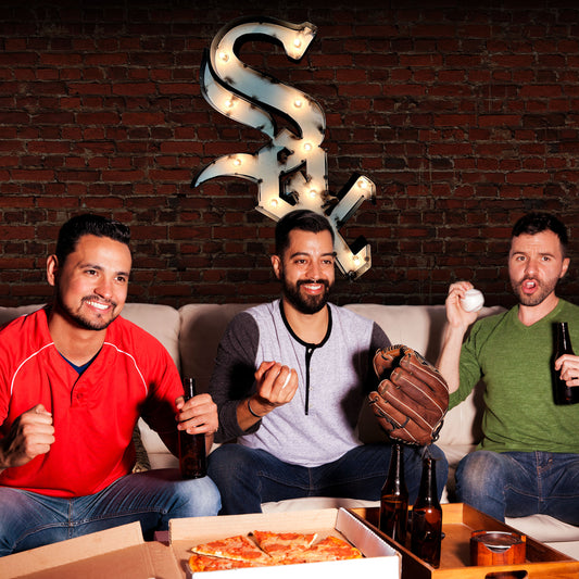 Chicago White Sox logo lighted metal man cave sign