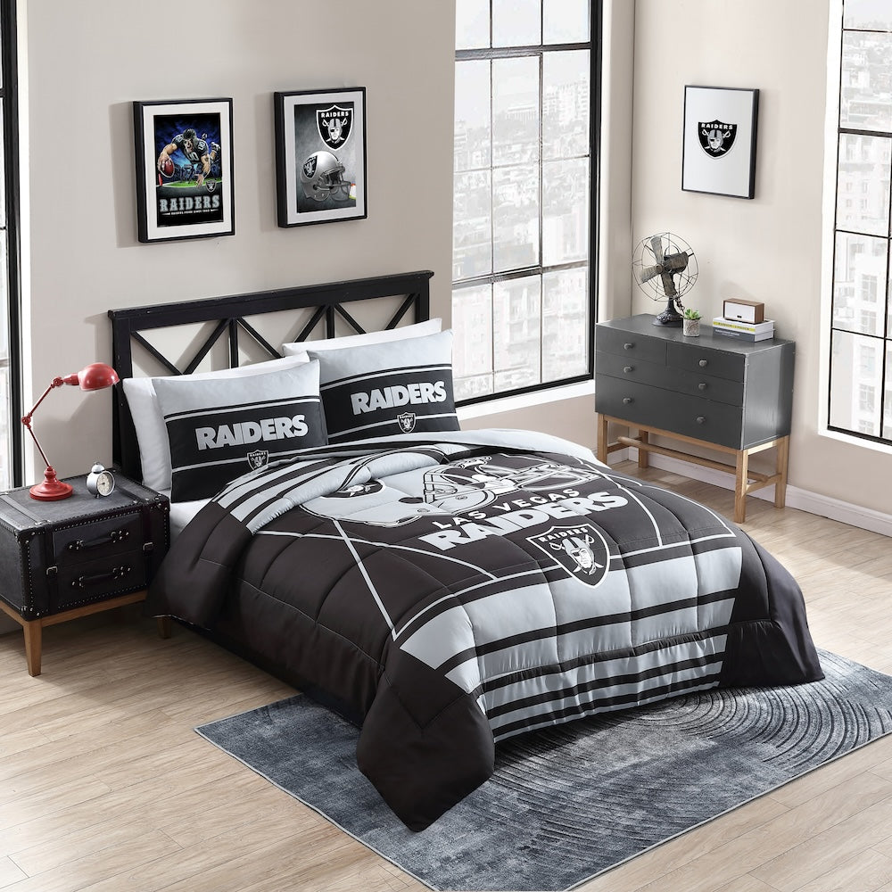 Las Vegas Raiders queen size comforter set