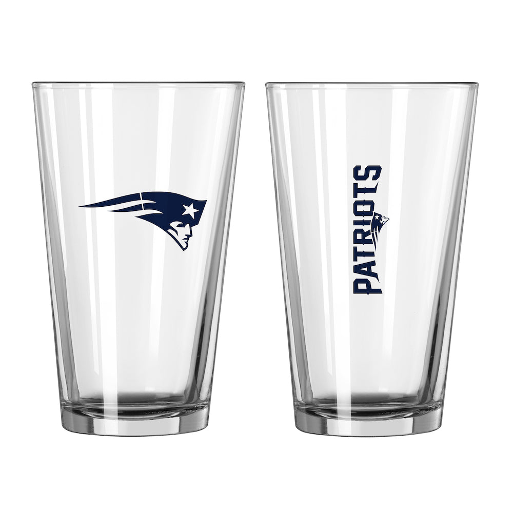 New England Patriots pint glass