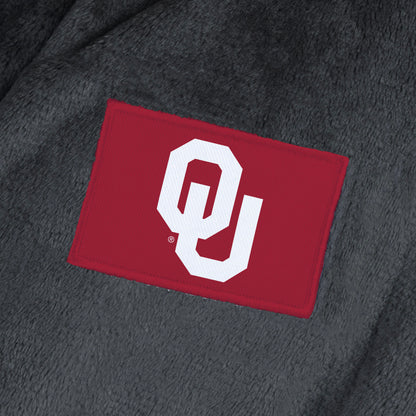 Oklahoma Sooners team color bathrobe patch
