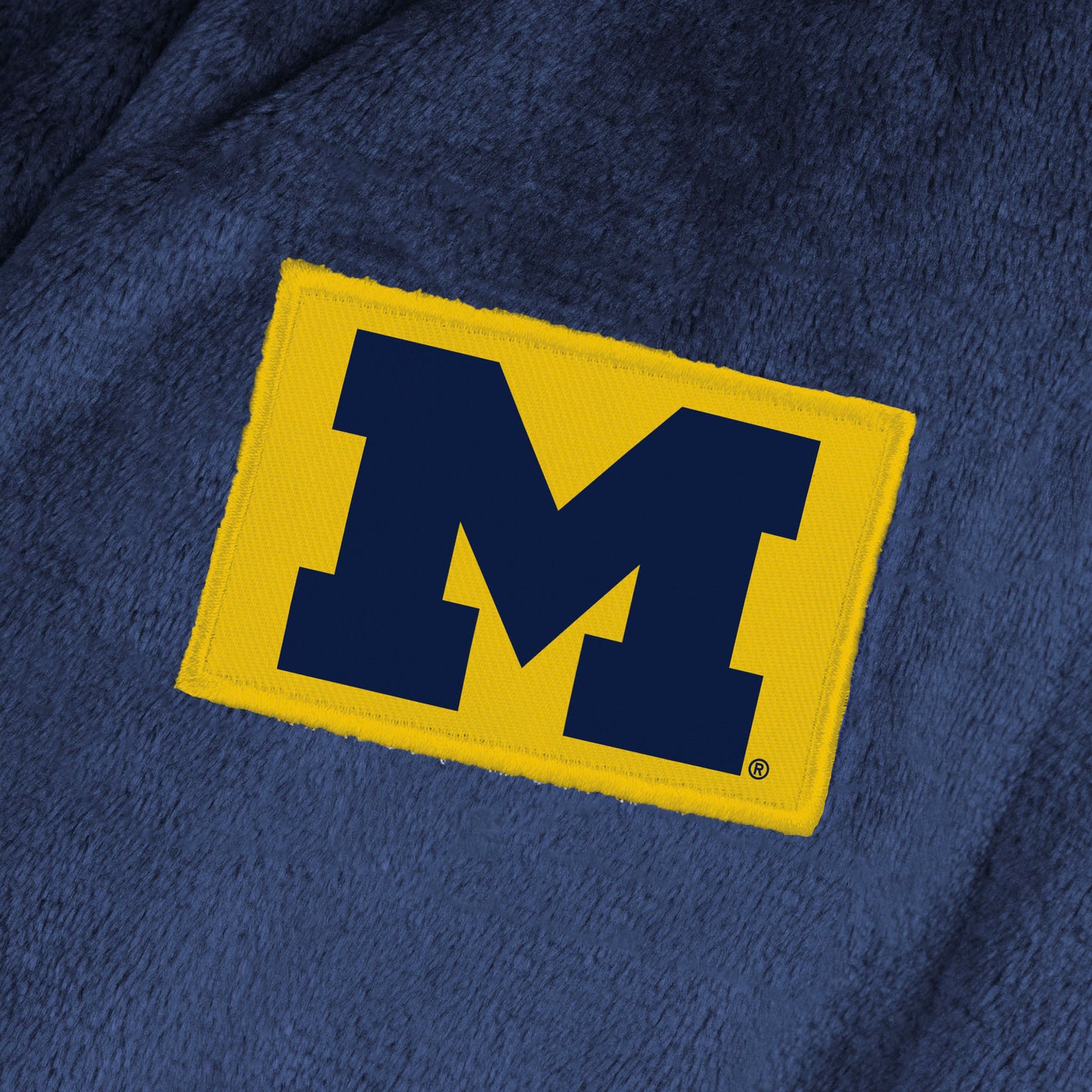 Michigan Wolverines team color bathrobe patch