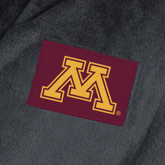 Minnesota Golden Gophers team color bathrobe patch