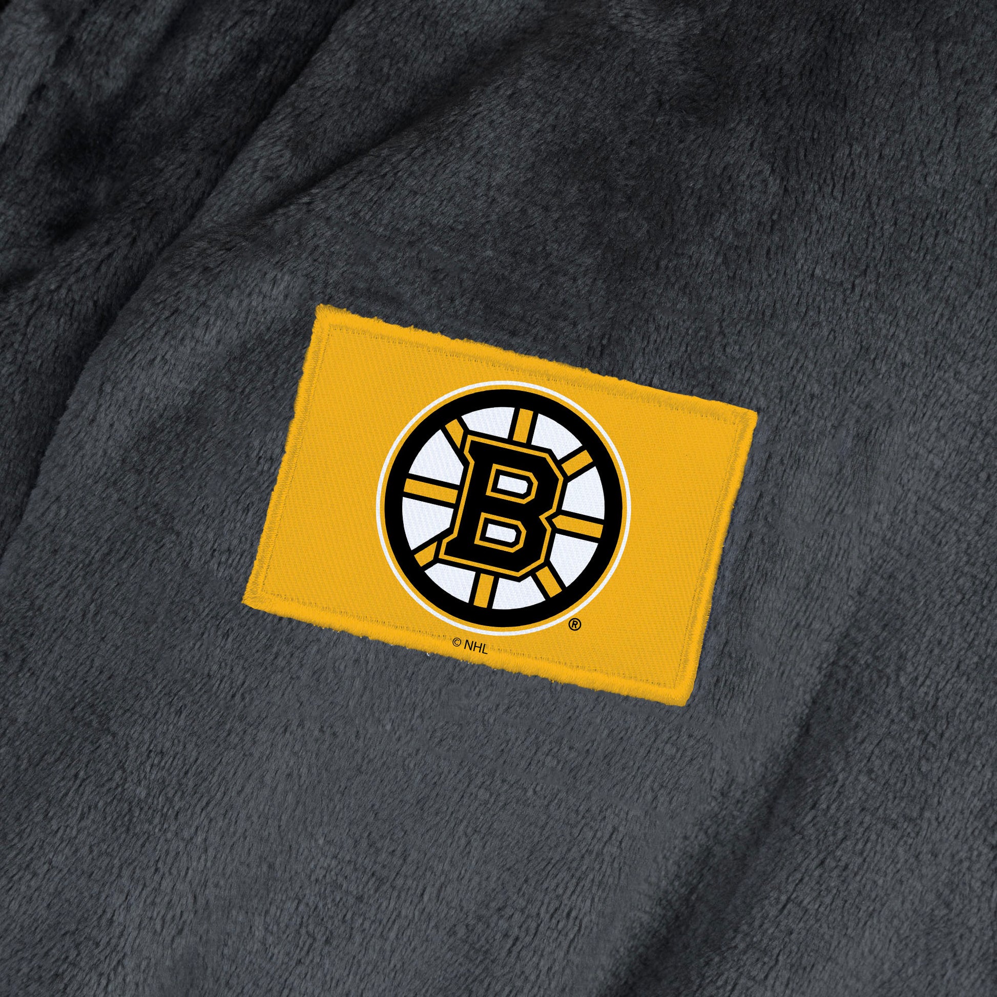 Boston Bruins Womens SHERPA bathrobe patch