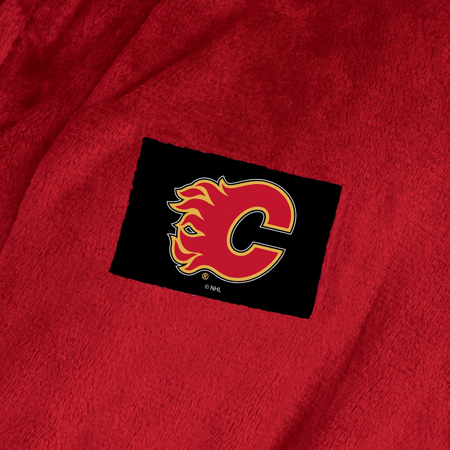 Calgary Flames Womens SHERPA bathrobe patch