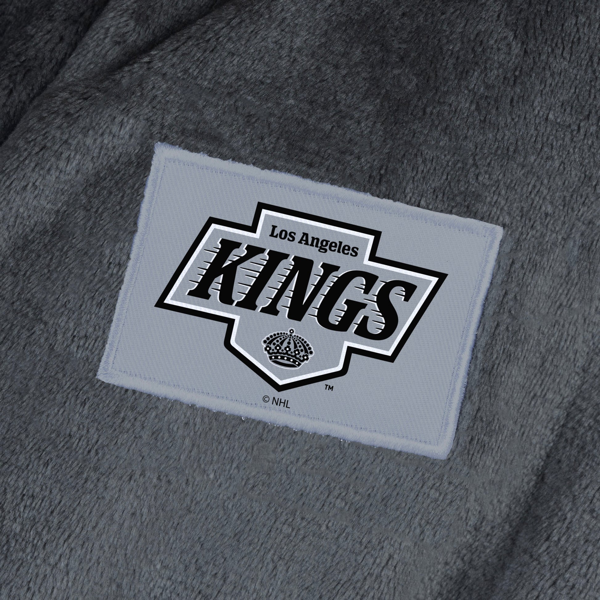 Los Angeles Kings team color bathrobe patch