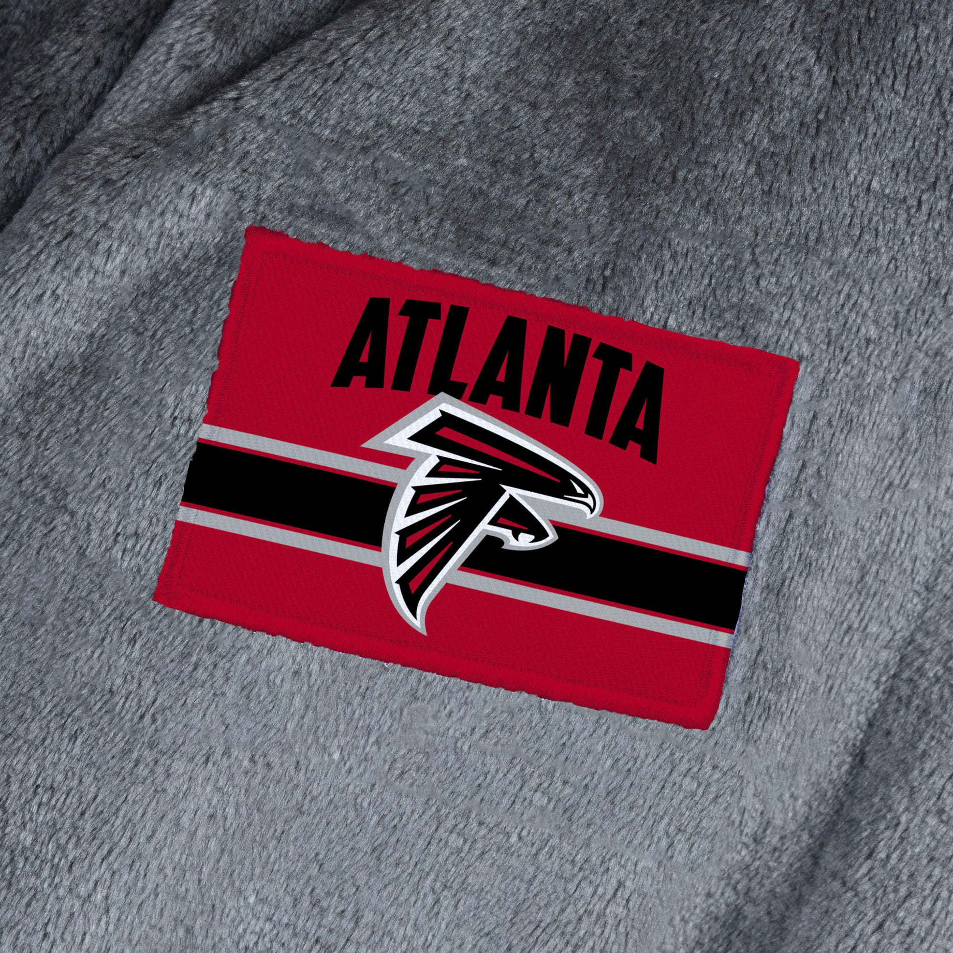 Atlanta Falcons silk touch charcoal bathrobe logo patch