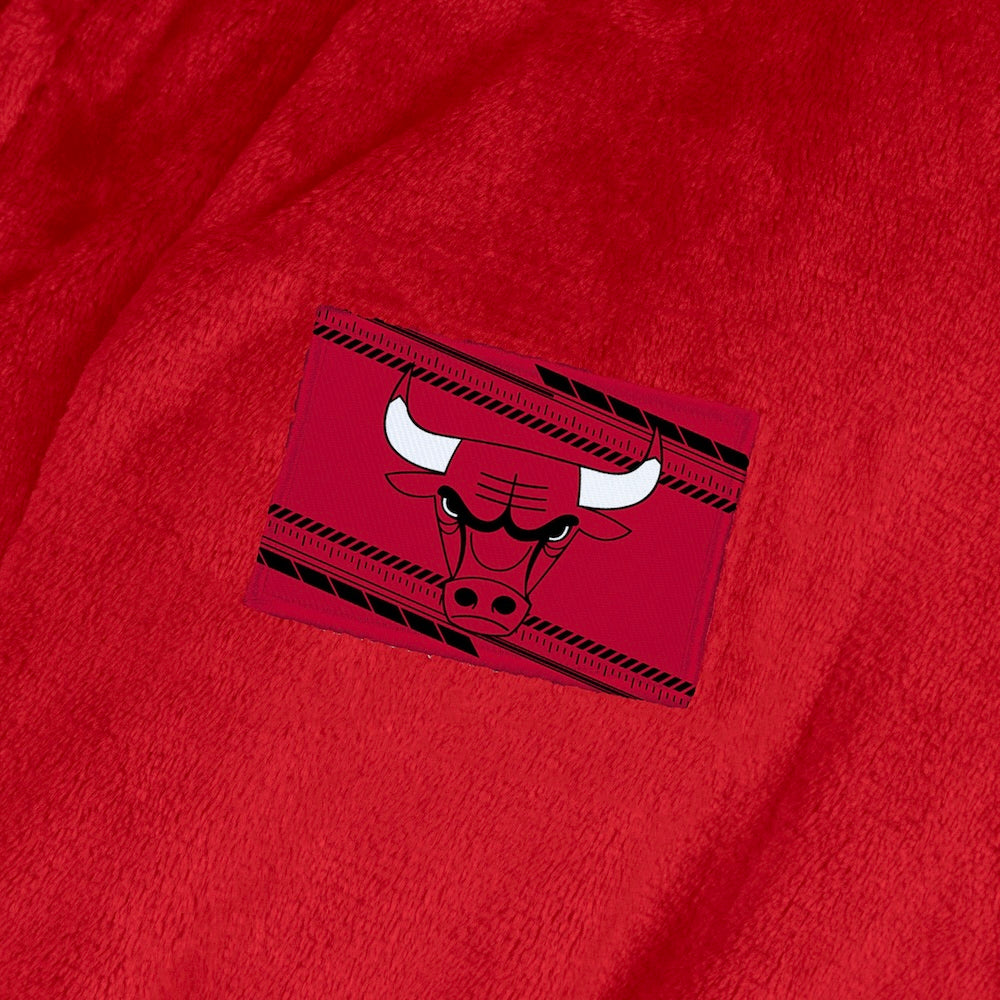 Chicago Bulls team color bathrobe patch