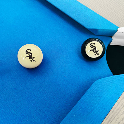 Chicago White Sox 8 ball and cue ball set