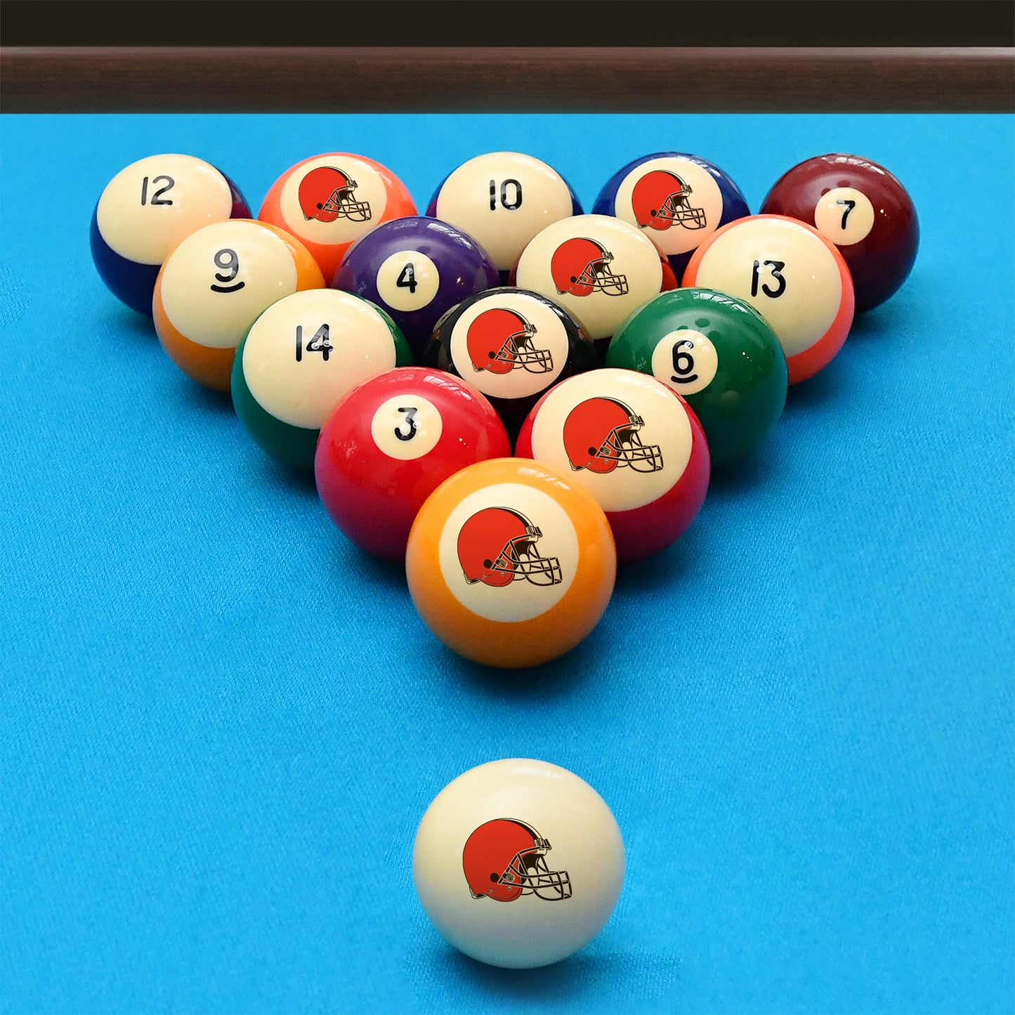 Cleveland Browns logo pool ball set