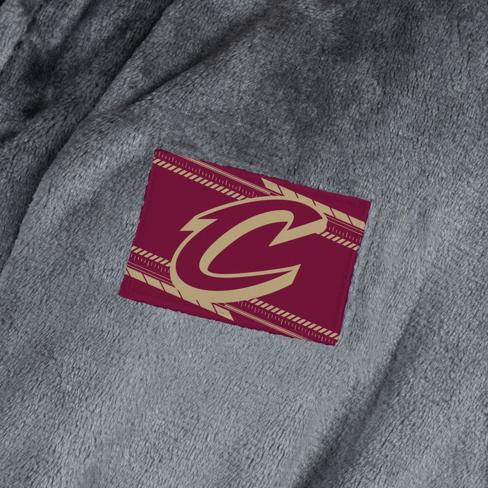 Cleveland Cavaliers silk touch charcoal bathrobe logo patch