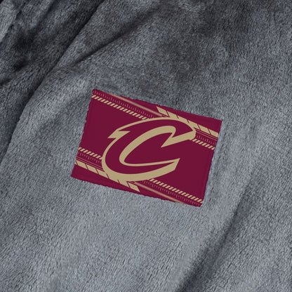 Cleveland Cavaliers silk touch charcoal bathrobe logo patch