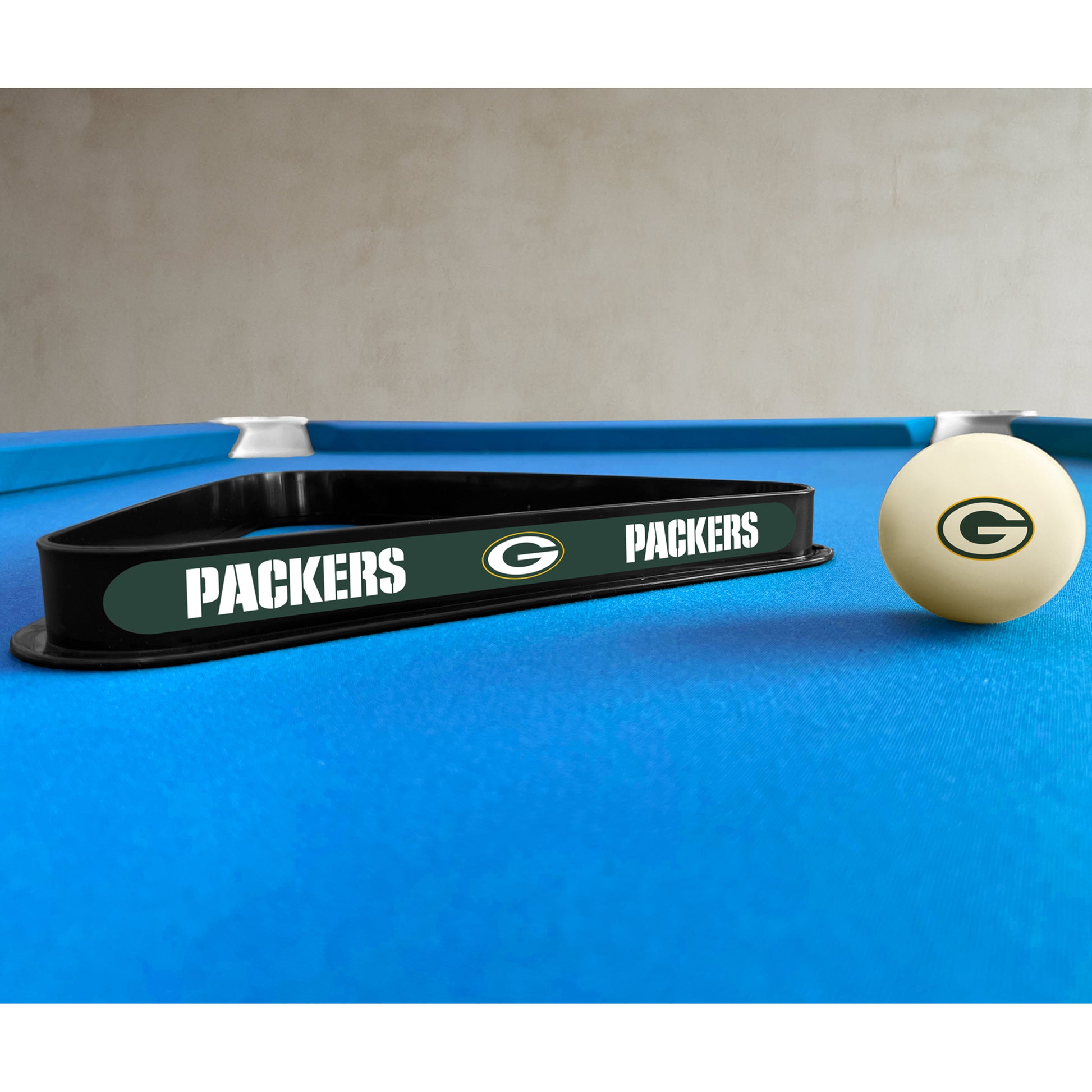 Green Bay Packers triangle rack and cue ball set