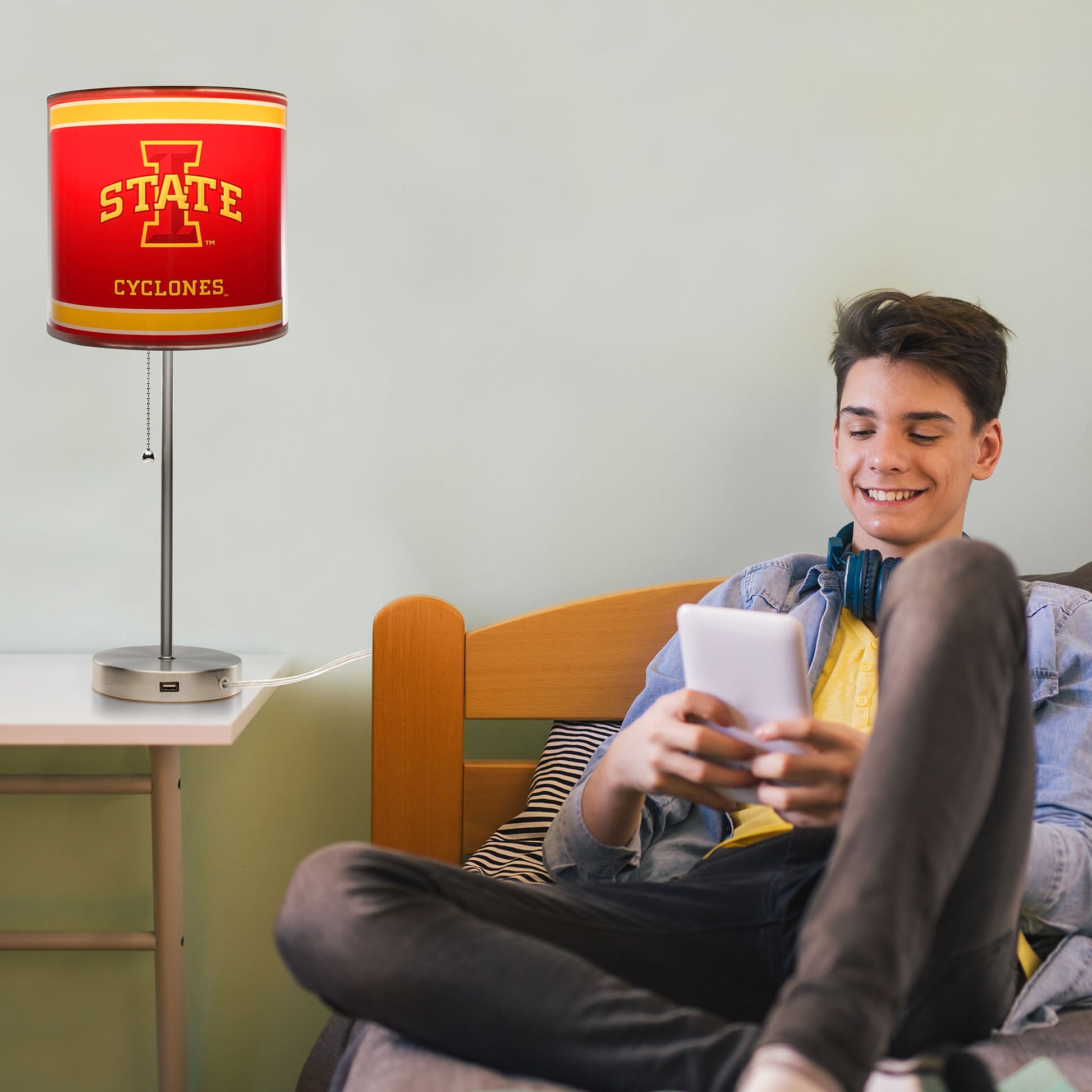Iowa State Cyclones reading lamp