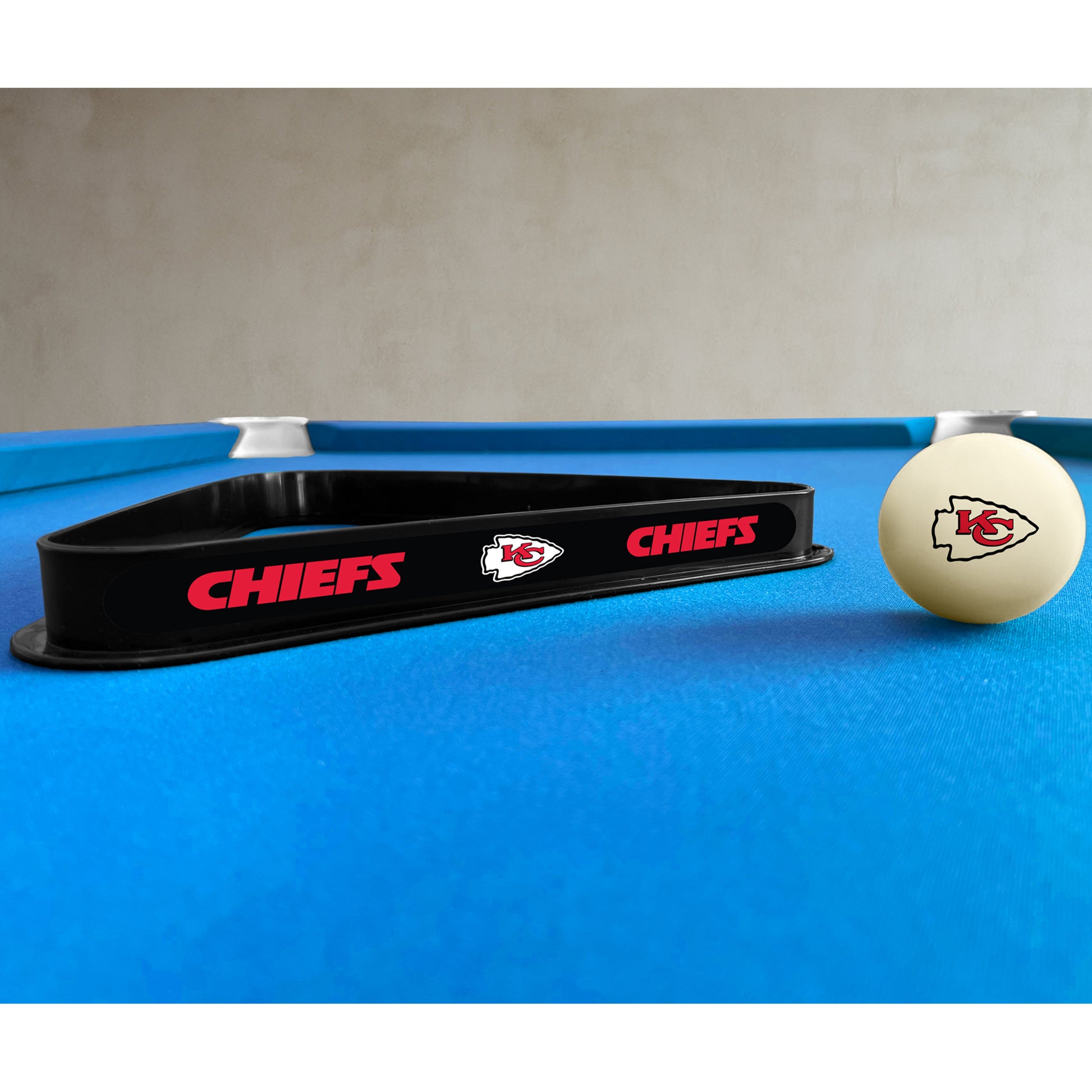 Kansas City Chiefs triangle rack and cue ball set