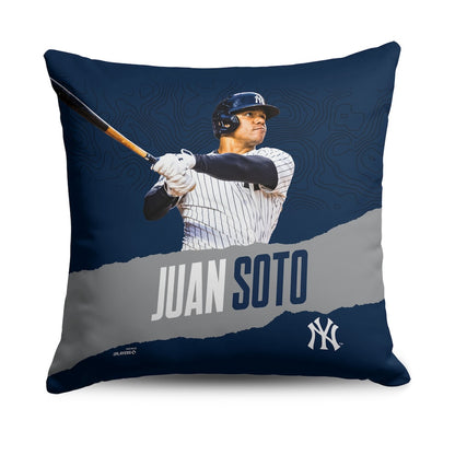 New York Yankees Juan Soto throw pillow