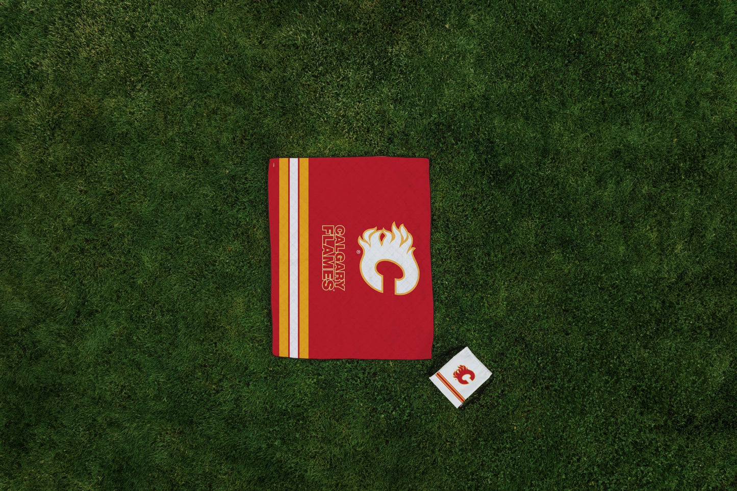 Calgary Flames - Impresa Picnic Blanket