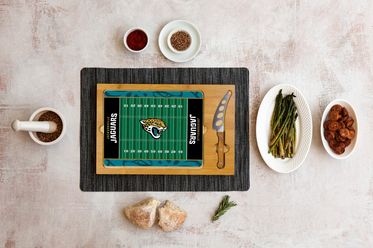 Jacksonville Jaguars Football Field - Icon Glass Top Cutting Board & Knife Set