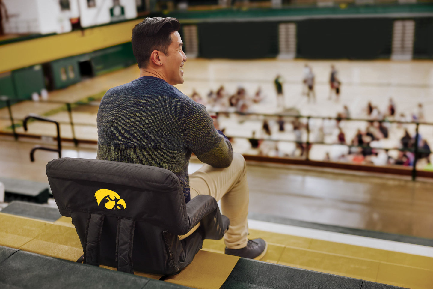 Iowa Hawkeyes - Ventura Portable Reclining Stadium Seat