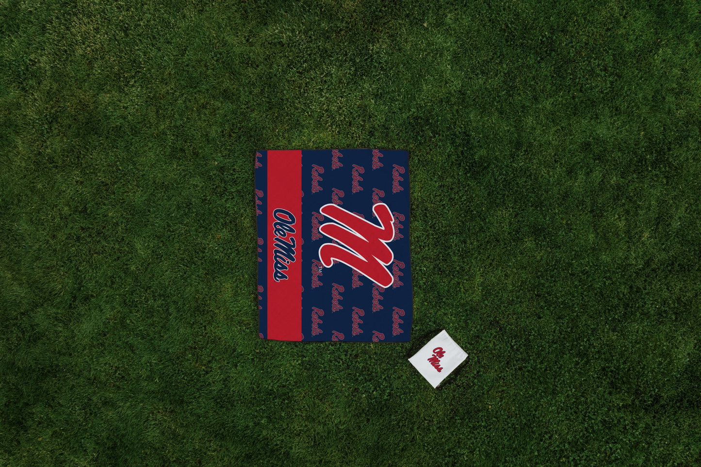 Ole Miss Rebels - Impresa Picnic Blanket