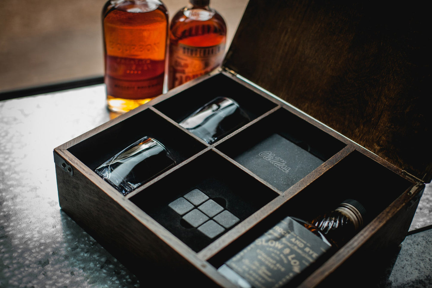 Ole Miss Rebels - Whiskey Box Gift Set