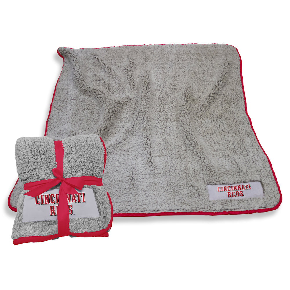 Cincinnati Reds Frosty Fleece blanket