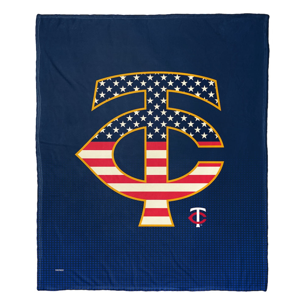 Minnesota Twins CELEBRATE silk touch throw blanket