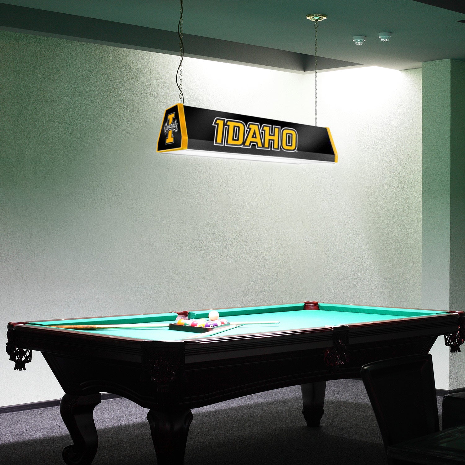 Idaho Vandals Standard Pool Table Light Room View