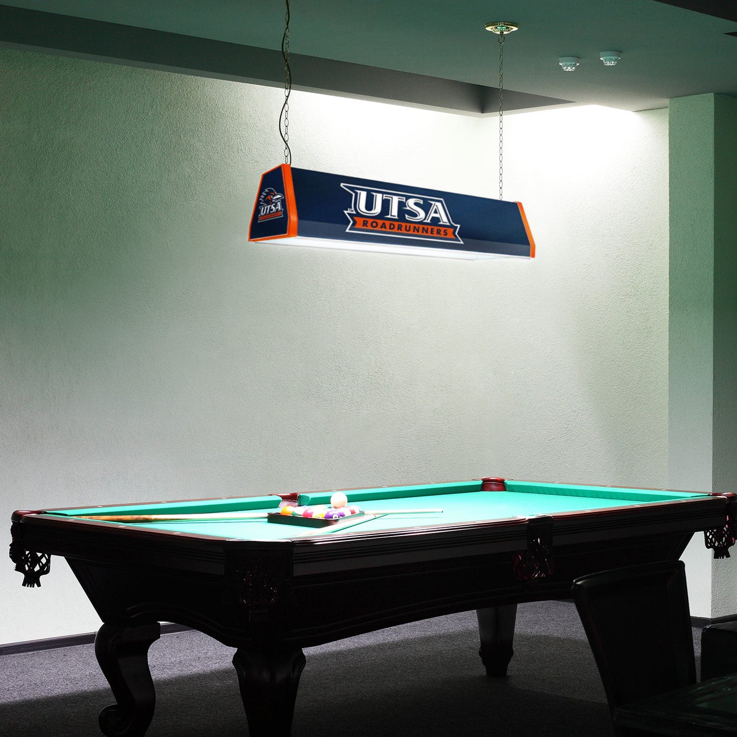 Texas San Antonio Road Runners Standard Pool Table Light Room View