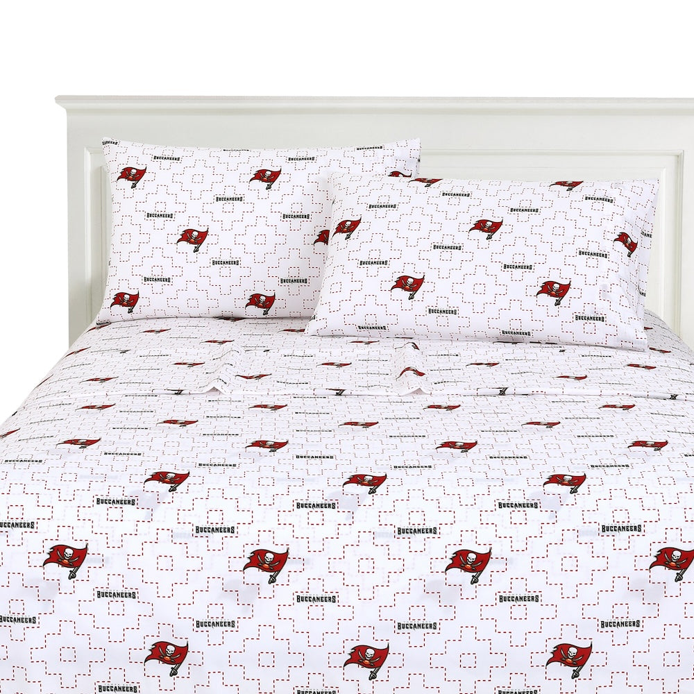 Tampa Bay Buccaneers logo bedsheet set